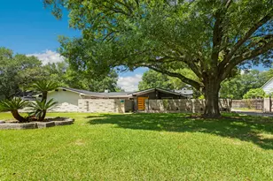 9106 Bonhomme Rd, Houston, TX 77074 - Photo 5