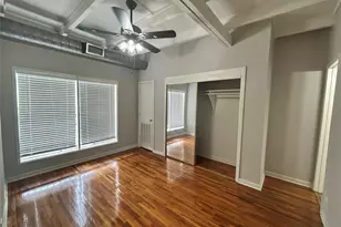 219 Marshall St, Houston, TX 77006 - Photo 7
