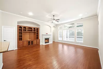 6715 W Titan Springs Drive, Spring, TX 77389 - Photo 9