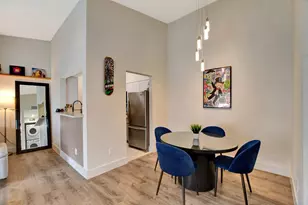 2001 Bering Dr, Houston, TX 77057 - Photo 11