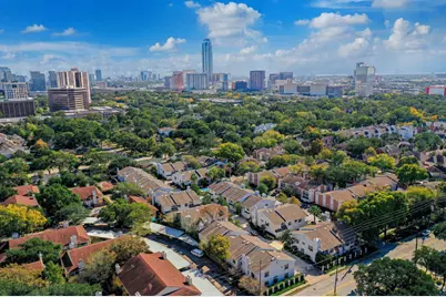 2001 Bering Drive #10H, Houston, TX 77057 - Photo 1