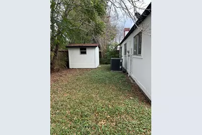 6354 Ivyknoll Drive, Houston, TX 77035 - Photo 13