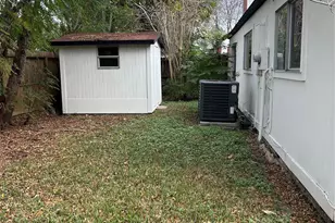 6354 Ivyknoll Dr, Houston, TX 77035 - Photo 13