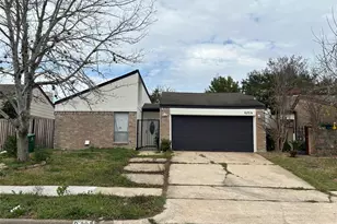 6354 Ivyknoll Dr, Houston, TX 77035 - Photo 1