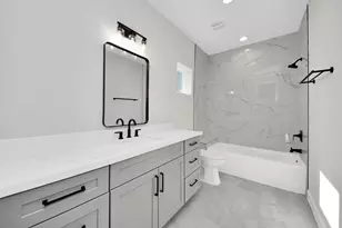 1605 Sylvester Rd, Houston, TX 77009 - Photo 19