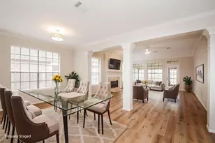 10 Heathstone Pl, The Woodlands, TX 77381 - Photo 3