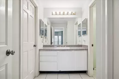 661 Bering Drive #709, Houston, TX 77057 - Photo 11
