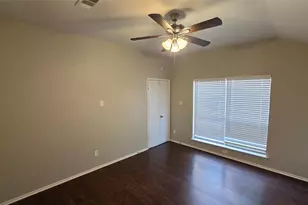 4806 Tracemeadow Dr, Houston, TX 77066 - Photo 9