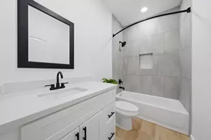 612 Austin St, West Columbia, TX 77486 - Photo 25