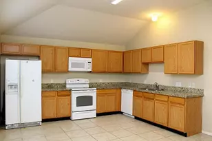 19746 Cozy Cabbin Dr, Katy, TX 77449 - Photo 5