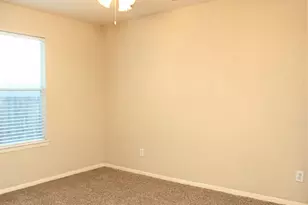 19746 Cozy Cabbin Dr, Katy, TX 77449 - Photo 9