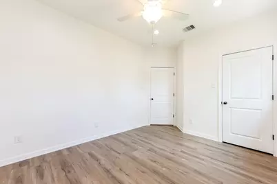 427 Vane Way, Crosby, TX 77532 - Photo 37