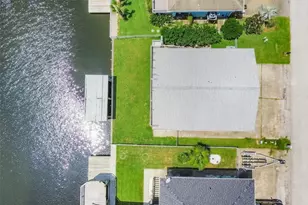 1073 Redfish St, Bayou Vista, TX 77563 - Photo 31