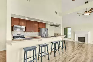 1073 Redfish St, Bayou Vista, TX 77563 - Photo 9