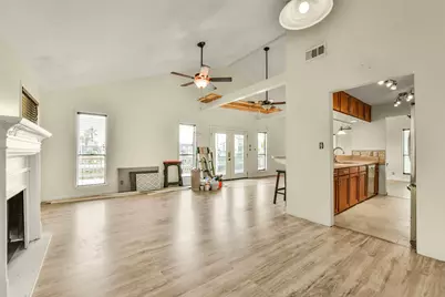 1073 Redfish Street, Bayou Vista, TX 77563 - Photo 7