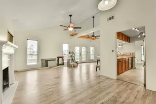 1073 Redfish St, Bayou Vista, TX 77563 - Photo 7