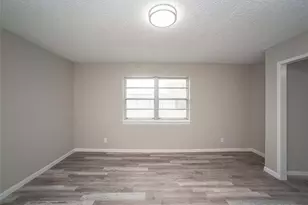 317 Pear St, La Marque, TX 77568 - Photo 9