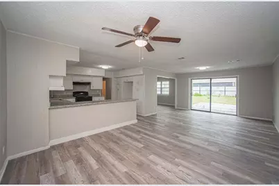 317 Pear Street, La Marque, TX 77568 - Photo 5