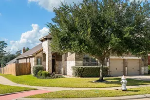 1030 Cedar Lake Ct, Conroe, TX 77384 - Photo 3