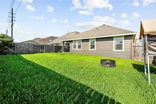 8331 Quiet Bay Dr, Baytown, TX 77523 - Photo 27