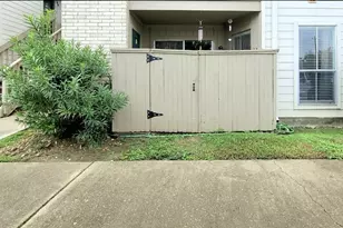 3919 Fairmont Pkwy, Pasadena, TX 77504 - Photo 17
