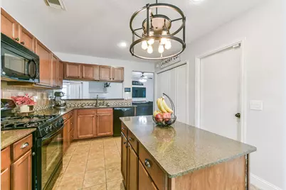 4010 Spring Branch Drive W, Pearland, TX 77584 - Photo 13