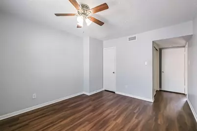 5922 Fairdale Lane #B, Houston, TX 77057 - Photo 17