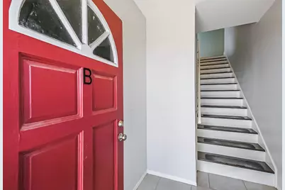 5922 Fairdale Lane #B, Houston, TX 77057 - Photo 3