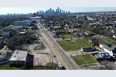 4815 Harrisburg Boulevard, Houston, TX 77011 - Photo 1