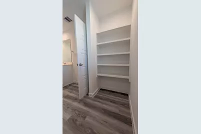 10610 Wellesley Terrace Trail, Houston, TX 77051 - Photo 17