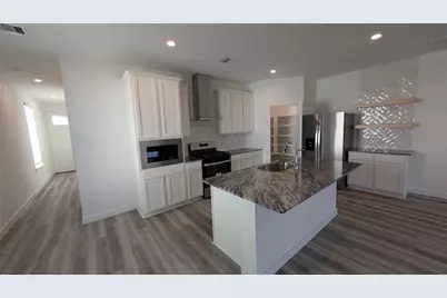 10610 Wellesley Terrace Trail, Houston, TX 77051 - Photo 5