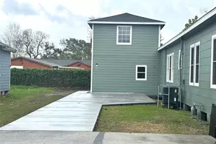 8704 Lanewood Dr, Houston, TX 77016 - Photo 1