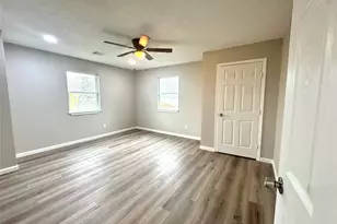 8704 Lanewood Dr, Houston, TX 77016 - Photo 17