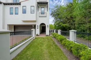 22 Lakeside Cove, The Woodlands, TX 77380 - Photo 3