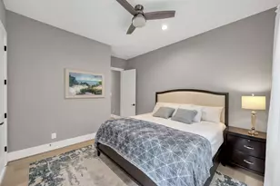 22 Lakeside Cove, The Woodlands, TX 77380 - Photo 25