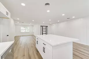 4422 Libbey Ln, Houston, TX 77092 - Photo 13