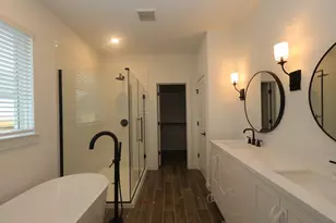 12123 Old Fashion Cir, Mont Belvieu, TX 77535 - Photo 7