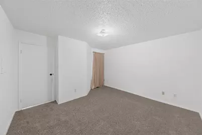 2750 Holly Hall Street #1706, Houston, TX 77054 - Photo 15