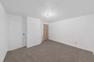 2750 Holly Hall St, Houston, TX 77054 - Photo 15