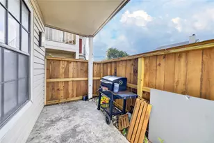 2750 Holly Hall St, Houston, TX 77054 - Photo 23