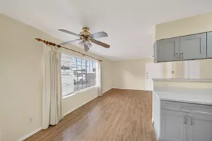 2750 Holly Hall St, Houston, TX 77054 - Photo 11