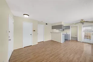 2750 Holly Hall St, Houston, TX 77054 - Photo 7