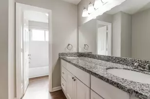 18711 Droitwich Dr, Humble, TX 77346 - Photo 11