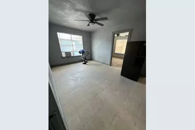 4615 Market St Street #2, Houston, TX 77020 - Photo 3
