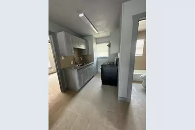 4615 Market St Street #2, Houston, TX 77020 - Photo 5