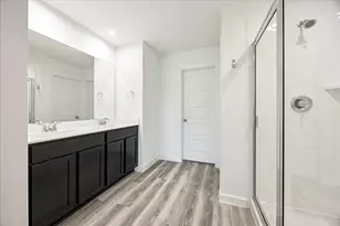3215 Creston Gate Dr, Houston, TX 77047 - Photo 9