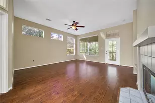33 Mistyhaven Pl, The Woodlands, TX 77381 - Photo 5