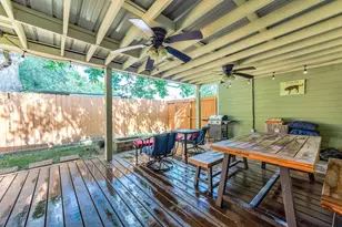 237 McLemore Dr, Alvin, TX 77511 - Photo 23