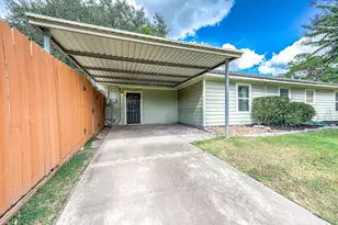 237 McLemore Dr, Alvin, TX 77511 - Photo 35