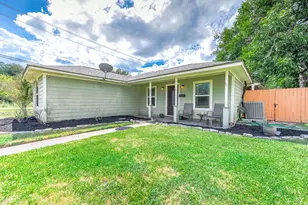 237 McLemore Dr, Alvin, TX 77511 - Photo 39